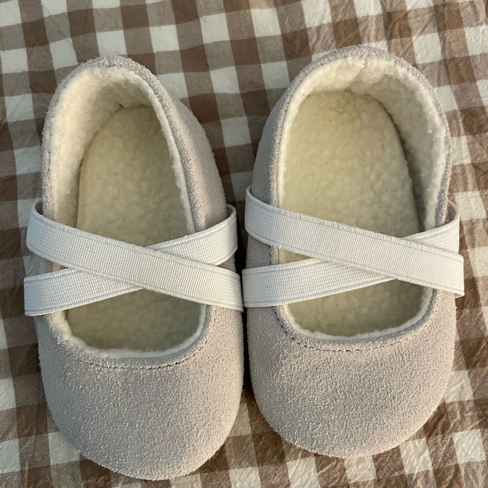 Robeez Baby Maryjanes NWOT